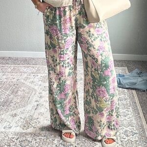 NWOT abercrombie floral pants